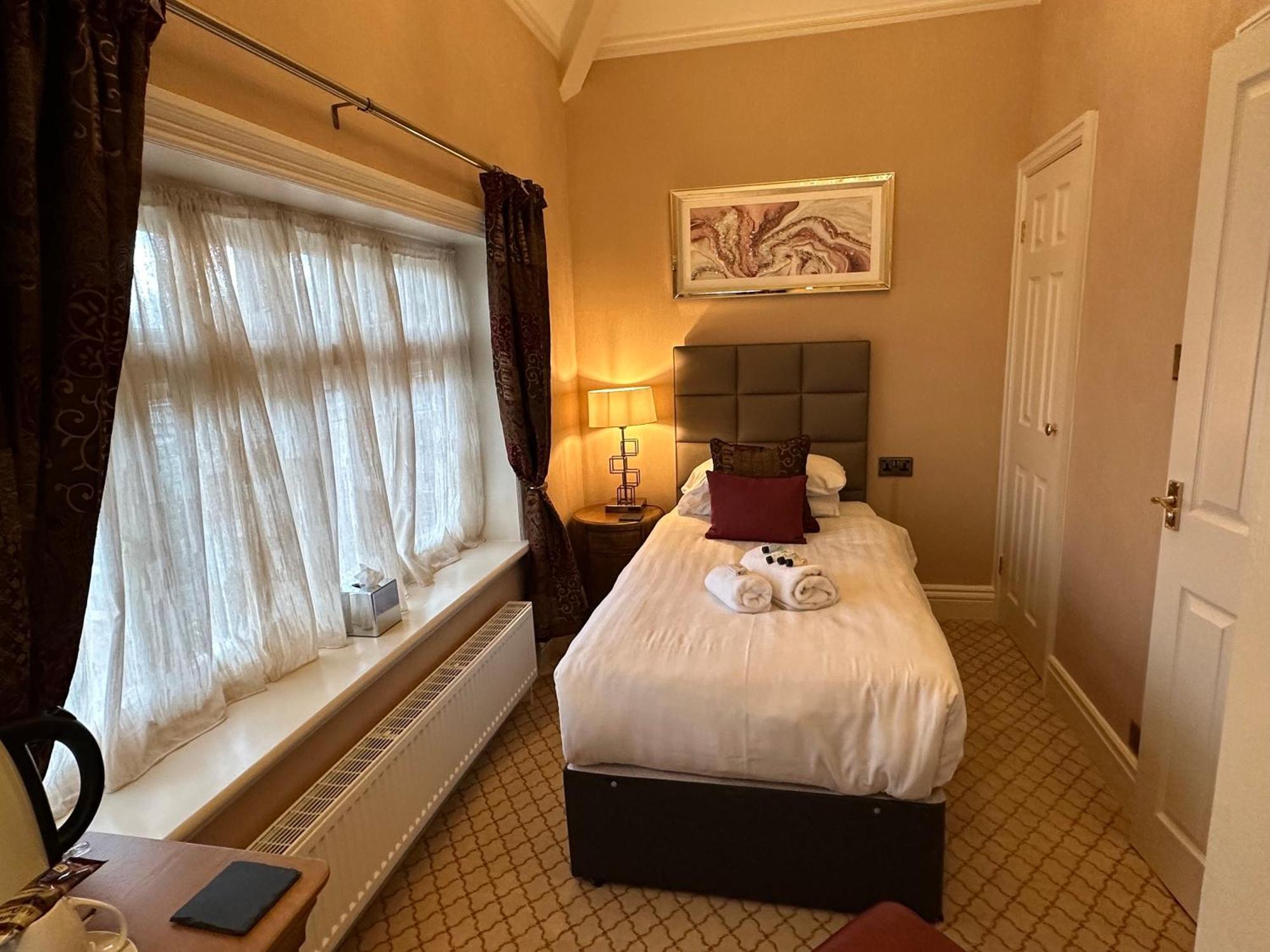 The Chester Court Hotel Экстерьер фото