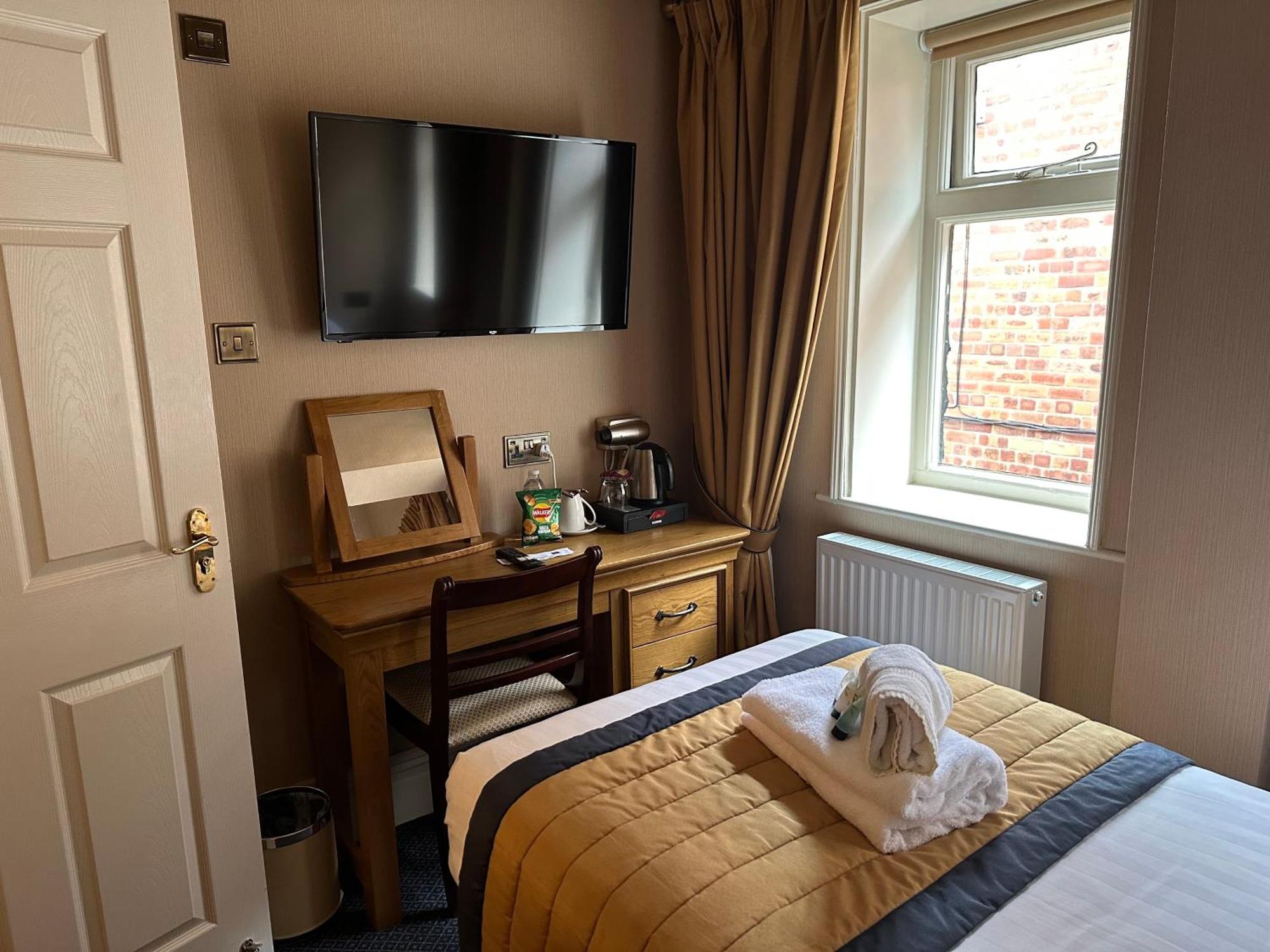 The Chester Court Hotel Экстерьер фото