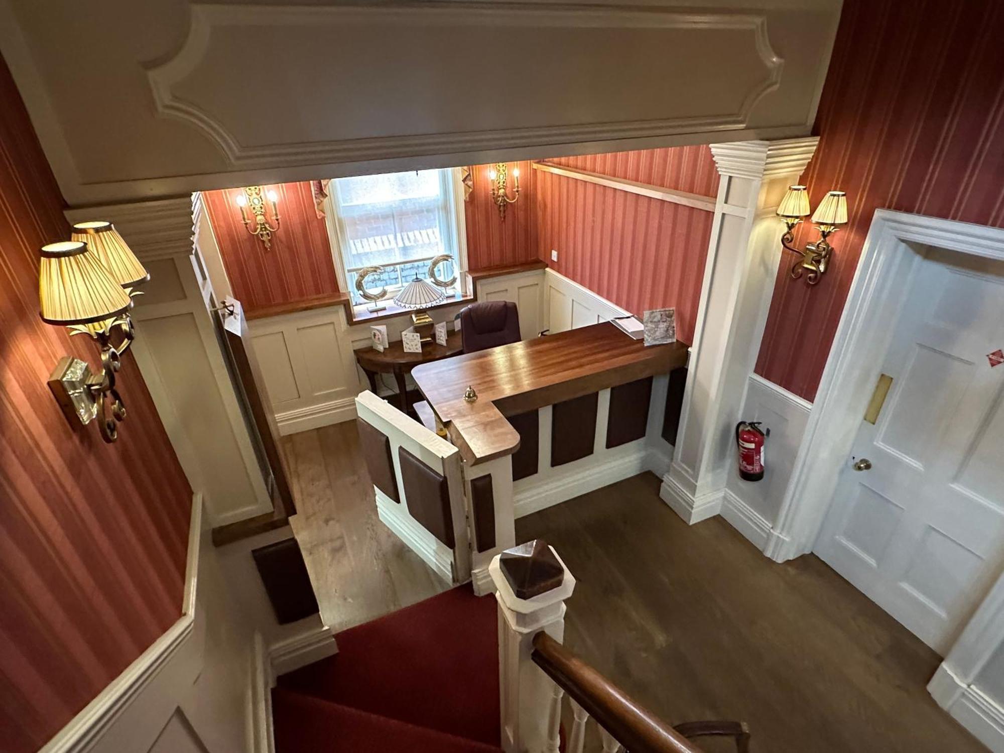 The Chester Court Hotel Экстерьер фото