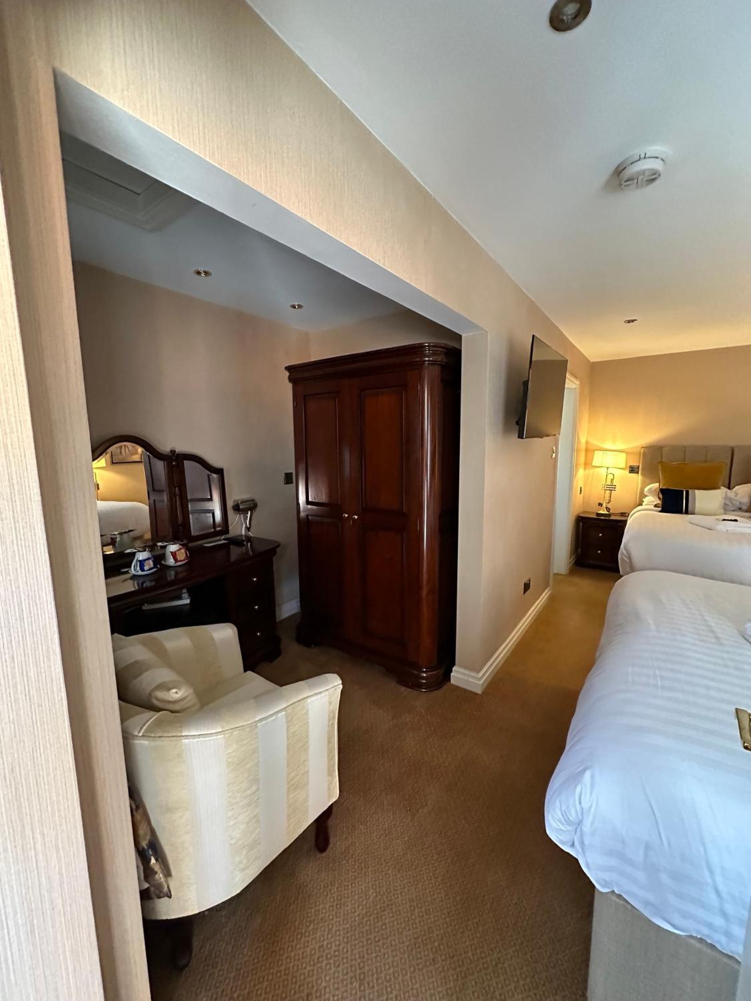 The Chester Court Hotel Экстерьер фото
