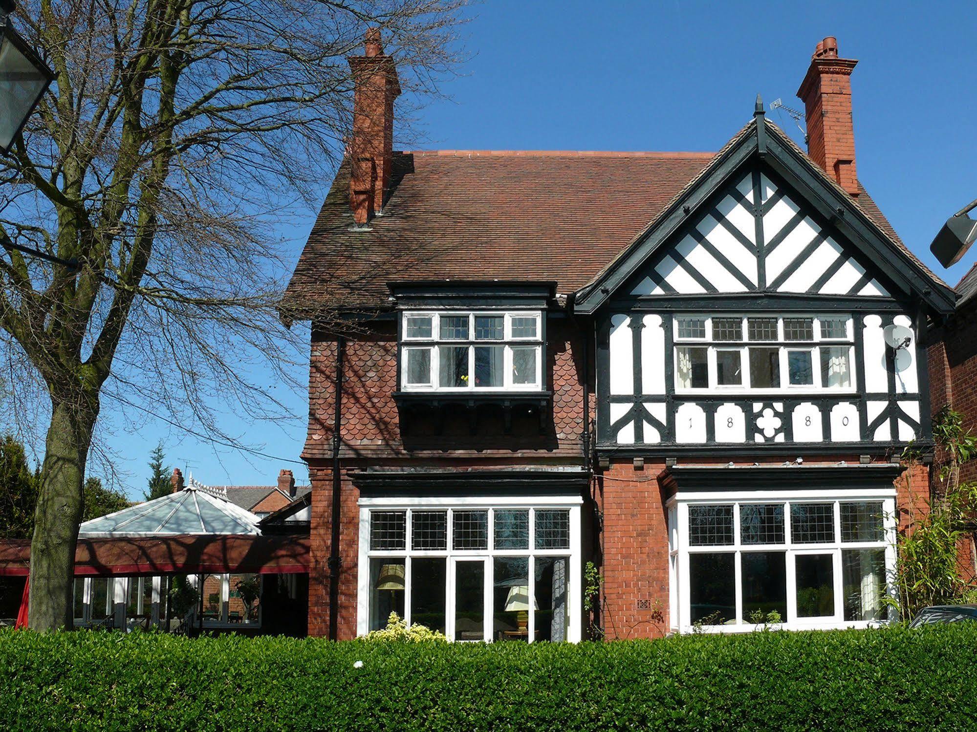 The Chester Court Hotel Экстерьер фото
